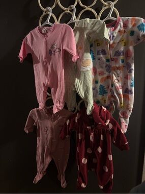 0/3 month sleeper lot